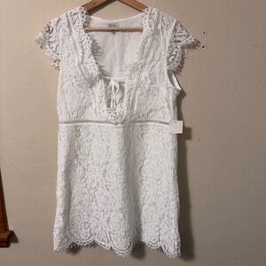 Tobi white lace deep plunge mini dress Size M